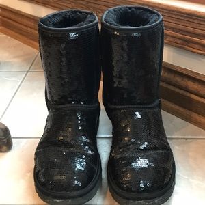 Black sparkle uggs
